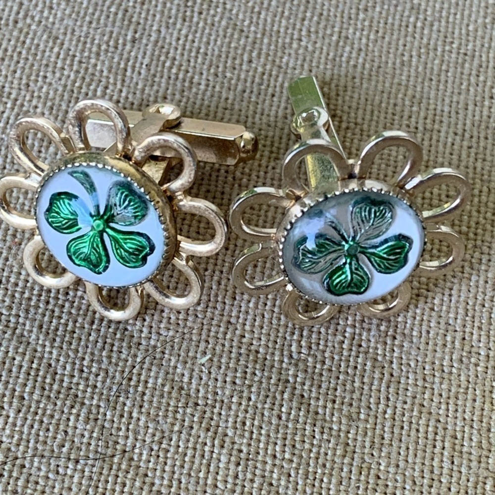 Vintage Cufflinks 4 Leaf Clover Shamrock St. Patrick’s Day Goldtone